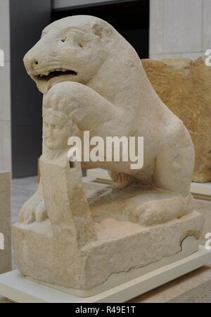 L'ours de Porcuna. 1er siècle avant JC. La fin de la culture ibérique. La pierre calcaire. Trouvé dans la rue du sépulcre (Porcuna, province de Jaén, Andalousie, Espagne). Musée Archéologique National. Madrid. L'Espagne. Banque D'Images