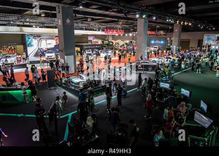 Kuala Lumpur, Malaisie. 25 novembre, 2018. Week-end les foules à Kuala Lumpur International Motor Show 2018 (KLIMS18) à Kuala Lumpur, Malaisie, le 25 novembre 2018. © Danny Chan/Alamy Live News. Banque D'Images