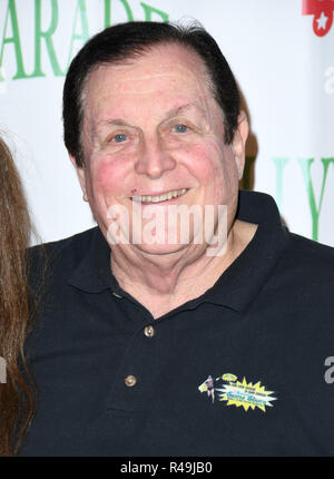 Hollywood, CA, USA. 25Th Nov, 2018. 25 novembre 2018 - Hollywood, Californie - Burt Ward. La 87e assemblée annuelle tenue au défilé de Noël de Hollywood Hollywood Blvd. Crédit photo : Birdie Thompson/AdMedia Crédit : Birdie Thompson/AdMedia/ZUMA/Alamy Fil Live News Banque D'Images