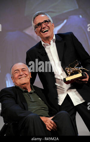 Photos de fichier. L'Italie. Venezia, Italia. 09Th Sep 2011. © Gian Mattia D'Alberto réalisateur italien Bernardo Bertolucci meurt âgée de 77 ans, Italie. Credit : LaPresse/Alamy Live News Banque D'Images