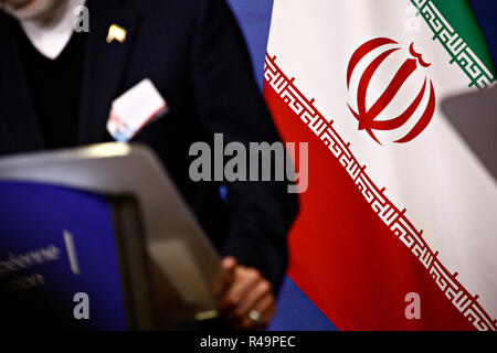 Bruxelles, Belgique. 26 novembre 2018. Ali Akbar Salehi, chef de l'Organisation iranienne de l'énergie atomique (OIEA), donne une conférence de presse sur l'accord nucléaire avec l'Iran sur le côté de l'UE et l'Iran 3e séminaire de haut niveau sur la coopération nucléaire. Alexandros Michailidis/Alamy Live News Banque D'Images