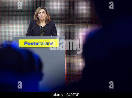 Rome, Italie. 26 novembre, 2018. Foto LaPresse - Andrea Panegrossi 26/11/2018- Roma, Italia. POLITICA EUR, la Nuvola. Convegno dei sindaci italiani organizzato da Poste Italiane. Il Ministro Laura Castelli Photo LaPresse - Andrea Panegrossi 26/10/2018- Rome, Italie EUR, la Nuvola. Conférence des maires italiens organisée par Poste Italiane Crédit : LaPresse/Alamy Live News Banque D'Images