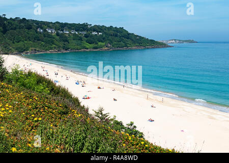 Summers day à Carbis Bay près de st.Ives en Cornouailles, Angleterre, Grande-Bretagne, Royaume-Uni. Banque D'Images