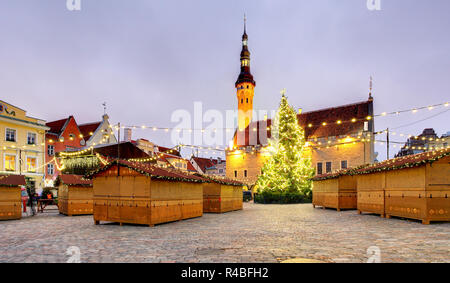 Noël à Tallinn. Place de la Mairie, de l'Estonie. Banque D'Images