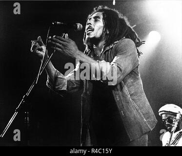 La Haye, Pays-Bas - 1976, Bob Marley et les Wailers (Photo Gijsbert Hanekroot) *** légende locale *** Bob Marley, Bob Marley et les Wailers Banque D'Images