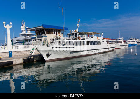 Sochi, Russie - 29 juin 2016 : Marine Station - station Port complexe de Sotchi. Kraï de Krasnodar, en Russie. Banque D'Images