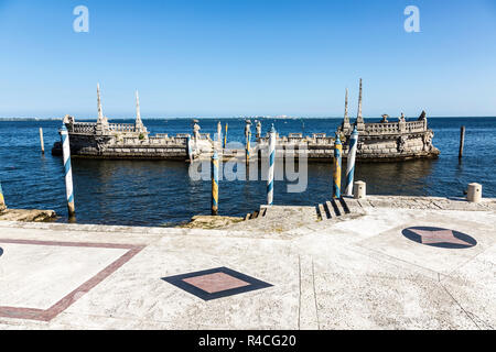 Le plus grandiose de la Floride, Vizcaya residence under blue sky Banque D'Images