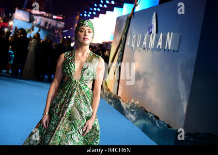 L'Amber entendu participant à la première tenue à Cineworld Aquaman dans Leicester Square, Londres. Banque D'Images