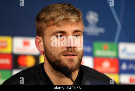 Manchester United, Luke Shaw au cours de la conférence de presse à Old Trafford, Manchester. Banque D'Images