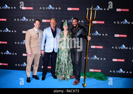 (De gauche à droite) Patrick Wilson, Dolph Lungren, Jason Momoa ambre entendu et assisté à la première tenue à Cineworld Aquaman dans Leicester Square, Londres. Banque D'Images