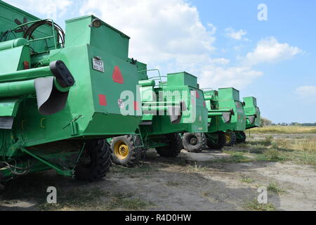 Moissonneuses-batteuses Don. Les machines agricoles. Banque D'Images