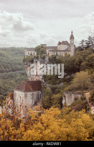 Rocamadour village sur une falaise Banque D'Images