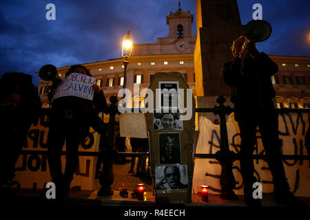 Foto Vincenzo Livieri - LaPresse 27-11-2018 - Roma Politica Manifestazione contro l'approvazione del "dl sicurezza" Photo Vincenzo Livieri - LaPresse 27-11-2018 - Manifestation contre la politique de Rome l'approbation de la loi sur la sécurité Banque D'Images