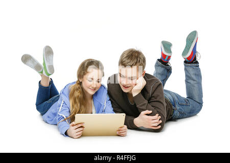 Teenage boy and girl isolated on white Banque D'Images