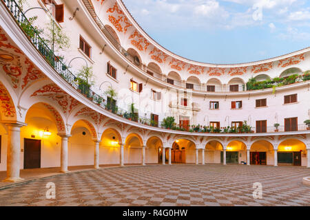 Plaza del Cabildo le matin, Séville, Espagne Banque D'Images