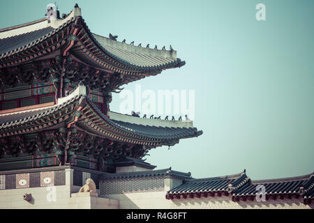 Détails de Gyeongbokgung Palace. L'architecture traditionnelle en Corée, Séoul. Banque D'Images