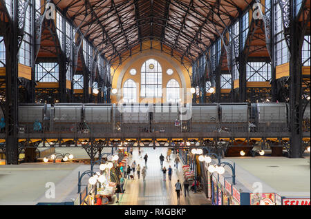 Marché Central Hall, Budapest, Hongrie Banque D'Images