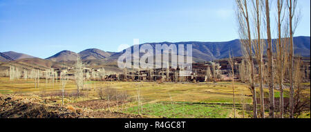 Village berbère au Maroc rural au cours de l'hiver Banque D'Images