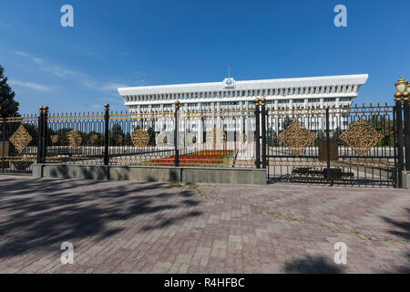 Le Conseil suprême (Parlement) de la République kirghize. Bichkek, Kirghizistan Banque D'Images