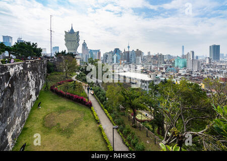 Panorama vue de Macao les murs de Fortaleza do Monte (ou Monte Forte) construit au xviie siècle et une partie du patrimoine mondial de l'UNESCO Banque D'Images