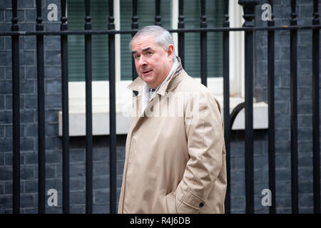 Procureur général, Geoffrey Cox, à Downing Street pour une réunion du Cabinet. Banque D'Images