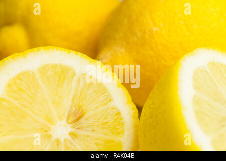 Close-up of a moitié jaune citron. Banque D'Images