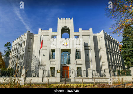 Message de Qatar, Hagenstrasse, rose corner, village Wilmers, Berlin, Allemagne, Botschaft Katar, Roseneck, Wilmersdorf, Deutschland Banque D'Images