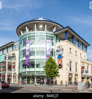 La maison d'angle, Nottingham, un cinéma multiplexe Cineworld avec bars et restaurants. Nottingham, Angleterre, RU Banque D'Images