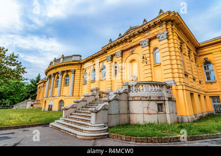 Budapest, Hongrie : thermes Szechenyi, spa et piscine Banque D'Images