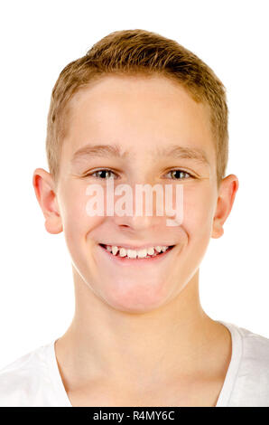 Teenage boy isolé sur fond blanc Banque D'Images