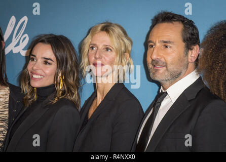 Paris, Ile de France, France. 27 Nov, 2018. Elodie Bouchez, Sandrine Kiberlain et Gilles Lellouche sont vu assister à la première de pupille au cinéma Pathe Grenelle à Paris. Credit : Thierry Le Fouille/SOPA Images/ZUMA/Alamy Fil Live News Banque D'Images