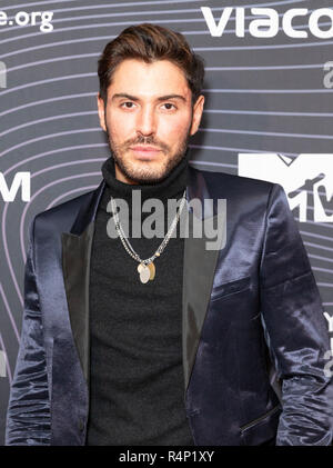 New York, NY - 27 novembre 2018 : Joey Zauzig assiste à MTV Staying Alive Foundation Gala à Guastavinoâ. crédit : lev radin/Alamy Live News Banque D'Images