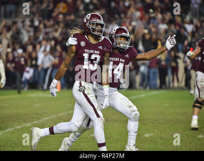 Novembre 24, 2018 College Station, TX...la Texas A&M récepteur, Kendrick Rogers (13), après avoir marqué le point gagnant deux pendant la conversion NCAA football match entre le Texas A&M Aggies et les Tigres de LSU, College Station, TX. (Photographe complète absolue & Company Crédit : Joseph Calomeni MarinMedia.org / / Cal Sport Media) Banque D'Images