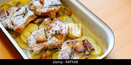 Cou de porc rôti Banque D'Images