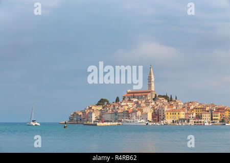 Belle vue sur la ville de Rovinj, Croatie, Europe Banque D'Images