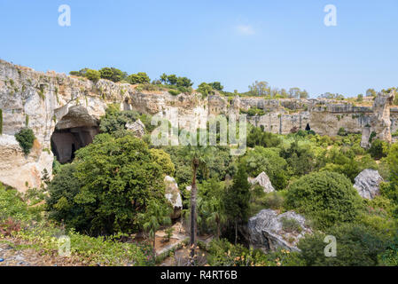 Latomia de paradis dans le parc archéologique de Neapolis à Syracuse, Sicile, Italie Banque D'Images