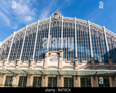 Le Nord Starion (Estacion del Norte en espagnol), la principale gare routière de Barcelone, Catalogne, Espagne. Il a des connexions avec les principales gares de S Banque D'Images