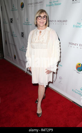 Peggy Albrecht Friendly House du 29e dîner annuel de remise avec : Louise Stanger Où : Los Angeles, California, United States Quand : 27 Oct 2018 Credit : FayesVision/WENN.com Banque D'Images