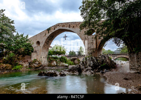 Pont romain Banque D'Images