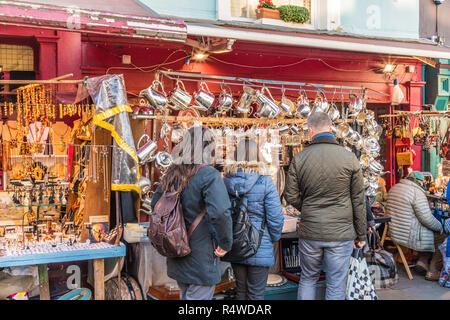 Vue de Portobello Road Market Banque D'Images