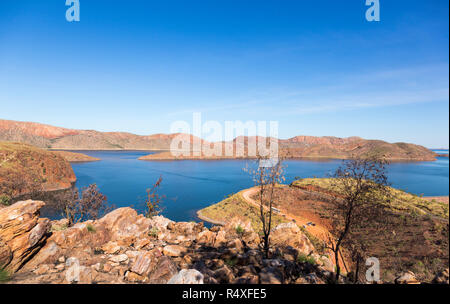 Lake Argyle est l'ouest de l'Australie et l'Australie le plus important d'eau douce du deuxième plus grand réservoir à l'homme par le volume. Le réservoir fait partie de l'Ord Banque D'Images