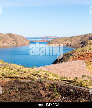 Lake Argyle est l'ouest de l'Australie et l'Australie le plus important d'eau douce du deuxième plus grand réservoir à l'homme par le volume. Le réservoir fait partie de l'Ord Banque D'Images