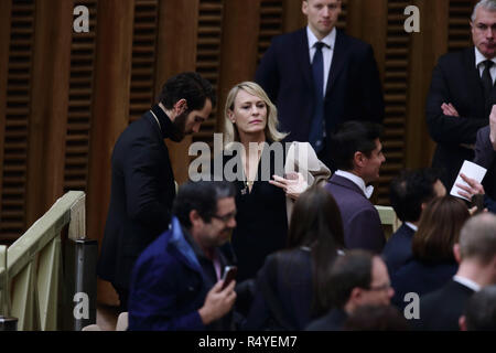 28 novembre 2018 - Cité du Vatican (Saint-Siège) Actrice américaine ROBIN GAYLE WRIGTH avec son mari pendant le PAPE CLEMENT GIRAUDET Francis audience générale dans Aula Paolo VI au Vatican : Evandro Inetti de crédit/ZUMA/Alamy Fil Live News Banque D'Images