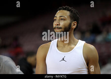 Houston, Texas, USA. 28 Nov, 2018. Les cougars de Houston guard Galen Robinson (25) se réchauffe avant le match de basket-ball de NCAA entre les Cougars de Houston et l'UT-Rio Grande Valley Buenos Aires à l'H&PE Arena à Houston, TX, le 28 novembre 2018. Crédit : Erik Williams/ZUMA/Alamy Fil Live News Banque D'Images