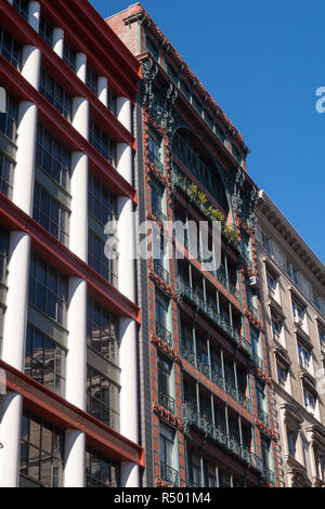 Broadway à SoHo est un quartier historique, NYC, USA Banque D'Images