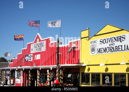 Pittoresque boutique en bord de route par la route 66 à Seligman, Arizona, Etats-Unis Banque D'Images