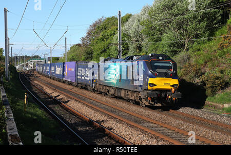 88003 chefs passé Hest Banque Le 13.5.18 à l'Mossend à Daventry Tesco express. Banque D'Images