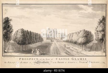 Perspective de la façade du château de Glamis le siège de l'Earle de Strathmore dans le comté d'Angus au nord de la Grande-Bretagne. Une vue, à l'encre de Chine, de l'entrée ou du sud de l'avant, le siège Glammis château du Comte de Strathmore, dans le comté d'Angus ; dessiné par Tho. Sandby, en 1746. [Graphic]. ca. 1746. Mme 1 f. 8 x 1 1/2 in. f. ; 52 x 30 cm. Source : Maps K.Haut.49.23.b. Langue : Anglais. Auteur : Sandby, Thomas. Banque D'Images