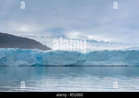 Glacier Grey au Parc National Torres del Paine au Chili Banque D'Images