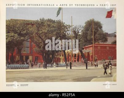 Le pavillon égyptien. Exposition internationale des arts et des techniques appliqueÌs aÌ€ la vie moderne, Paris, 1937. Album officiel. [Paris : Exposition internationale des arts et techniques], 1937. L'occasion de l'exposition internationale consacrée à l'art et la technologie dans la vie moderne) a eu lieu du 25 mai au 25 novembre 1937 à Paris, France. Source : L.49/2203 planche 4. Langue : Français. Banque D'Images